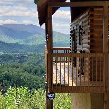 Villa Yogi'S Den: Breathtaking Views! 3 Min To Dollywood, On 1 Acre! Sevierville Exterior foto
