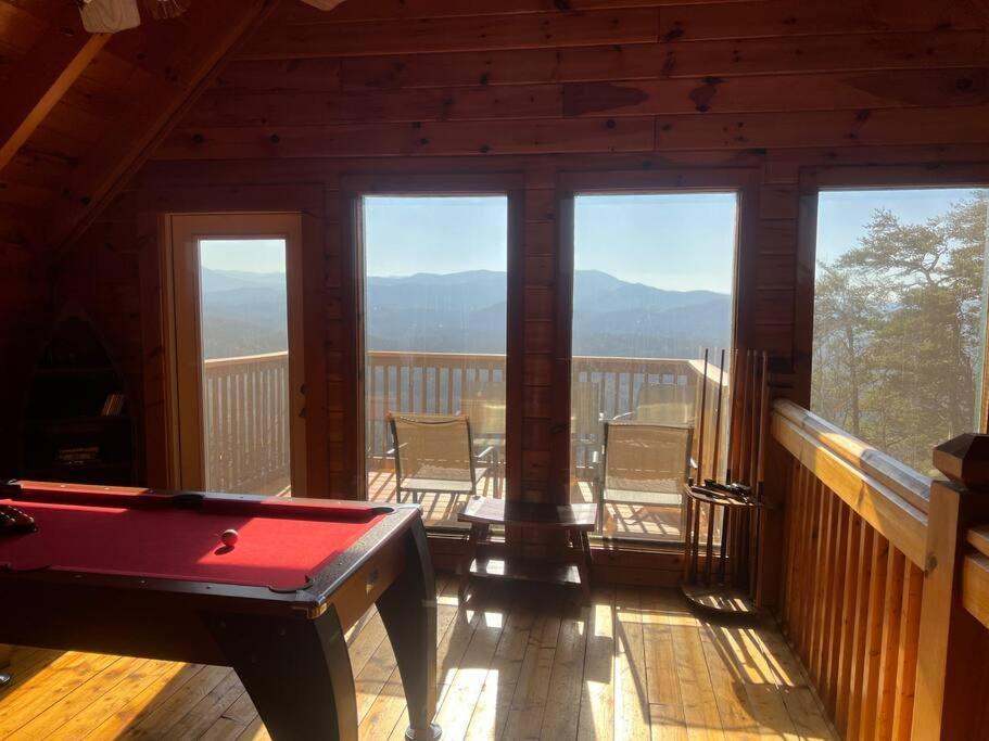 Villa Yogi'S Den: Breathtaking Views! 3 Min To Dollywood, On 1 Acre! Sevierville Exterior foto