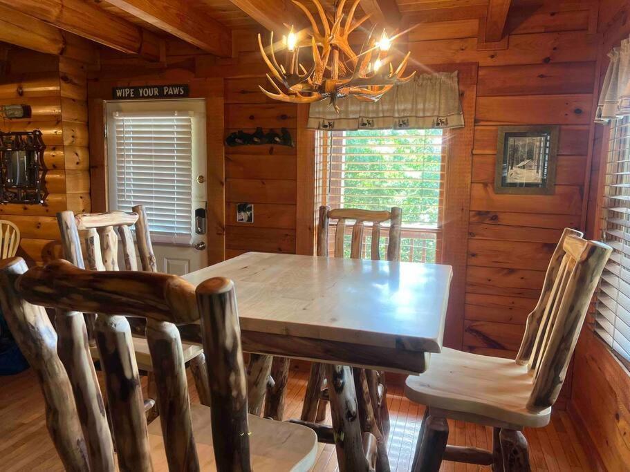 Villa Yogi'S Den: Breathtaking Views! 3 Min To Dollywood, On 1 Acre! Sevierville Exterior foto