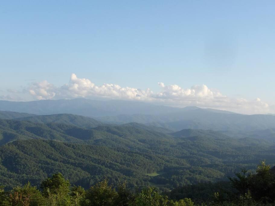 Villa Yogi'S Den: Breathtaking Views! 3 Min To Dollywood, On 1 Acre! Sevierville Exterior foto