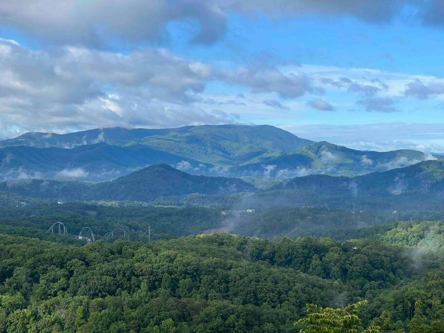 Villa Yogi'S Den: Breathtaking Views! 3 Min To Dollywood, On 1 Acre! Sevierville Exterior foto